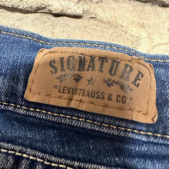 Signature By Levi Strauss & Co Curvy Boot Cut‎ Denim Jeans Womens 16x48 Blue - Picture 10 of 10